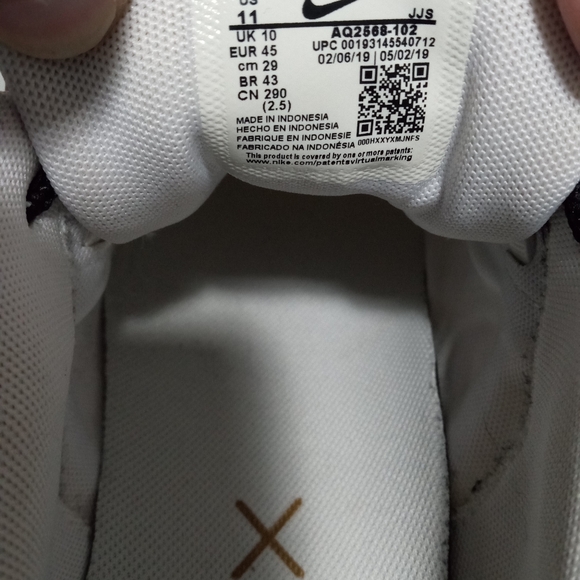 Nike Air Max 200 Metallic Gold Men's size 11 - Picture 7 of 8